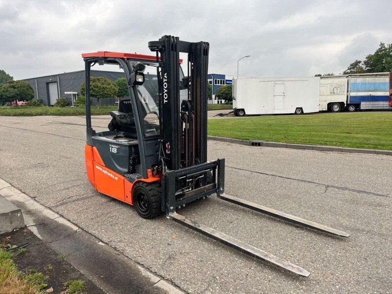 Electric forklift Toyota 8FBET18: picture 6