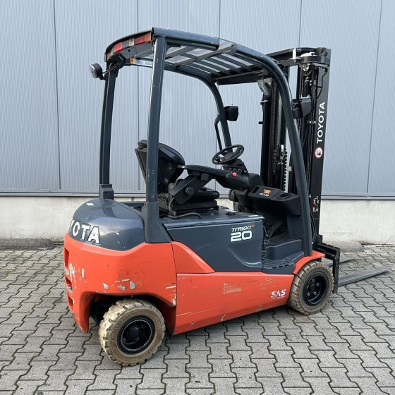 Toyota 8FBMT20 - Forklift: picture 2