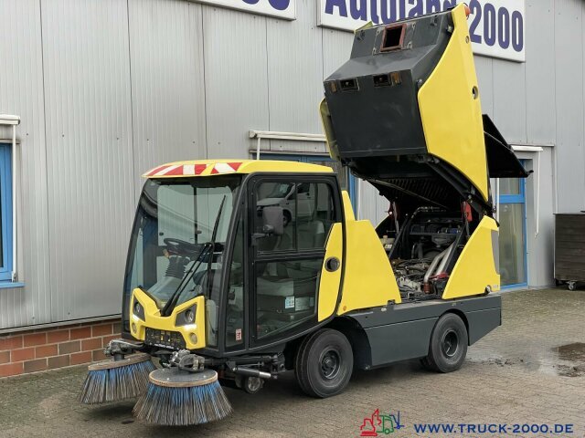 Road sweeper Andere Johnston Bucher Sweeper CN 201 Kehren + Sprühen: picture 5