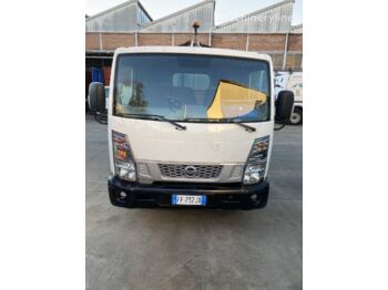 NISSAN NT400 35.12 EURO 5B+ - Garbage truck