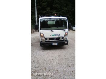 NISSAN NT 400 35.12 - Garbage truck