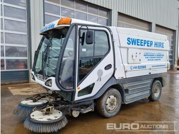  2011 Johnston 158B-101T - Road sweeper