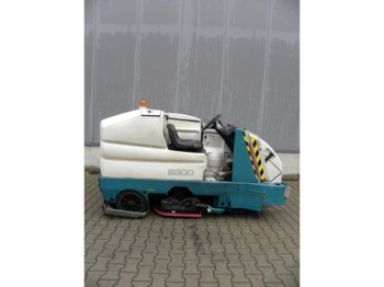 Tennant 8300 - Road sweeper