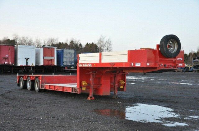 Low loader semi-trailer Broshuis Tiefbett: picture 2