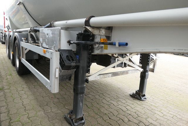 Silo semi-trailer Feldbinder KIP 48.3, 48m³, Kippbar, Alu-Felgen, BPW-Achsen: picture 10