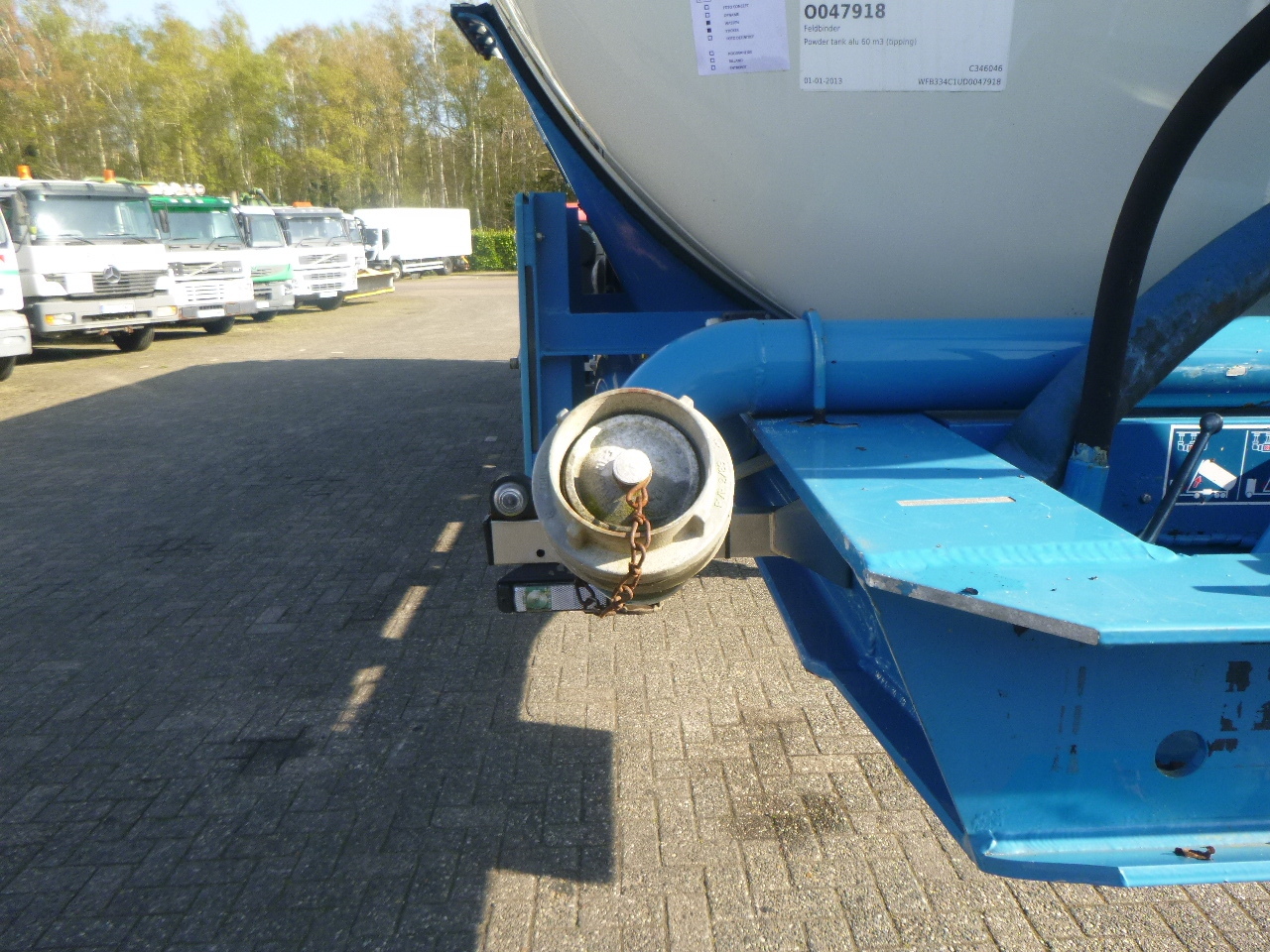 Tank semi-trailer for transportation of flour Feldbinder Powder tank alu 60 m3 / Compressor diesel engine.: picture 24