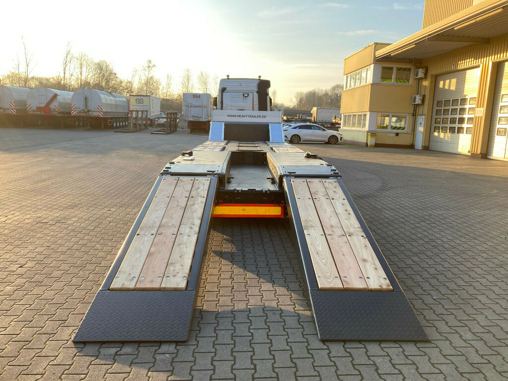 New Low loader semi-trailer Goldhofer 3-Achs-Semi Stepstar m. Radmulden u. hydr Rampen: picture 10