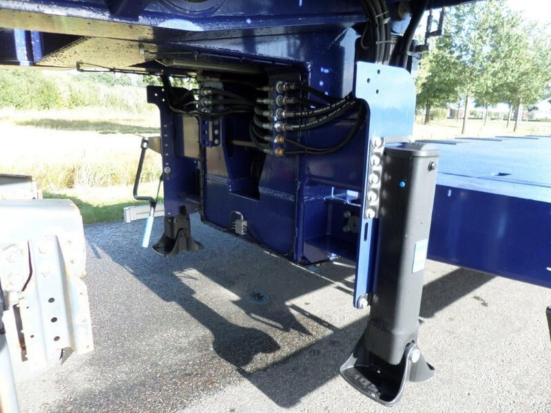 New Low loader semi-trailer Goldhofer STZ L6 (245) A: picture 5