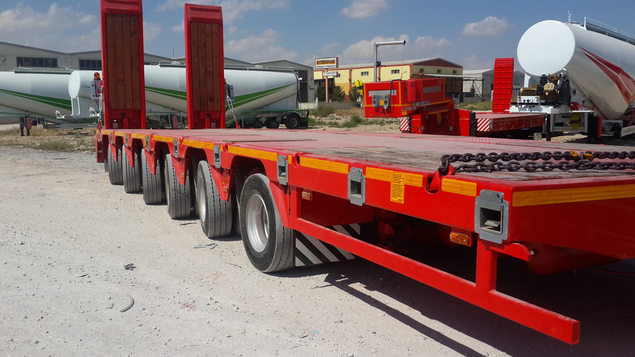 New Low loader semi-trailer for transportation of heavy machinery LIDER 2024 YEAR NEW MODELS containeer flatbes semi TRAILER FOR SALE: picture 4