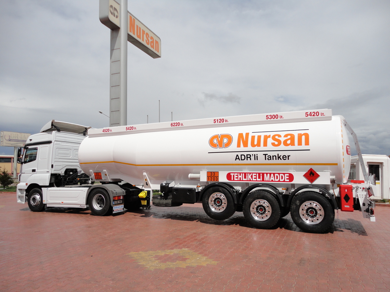 New Tank semi-trailer NURSAN Steel Tanker: picture 4