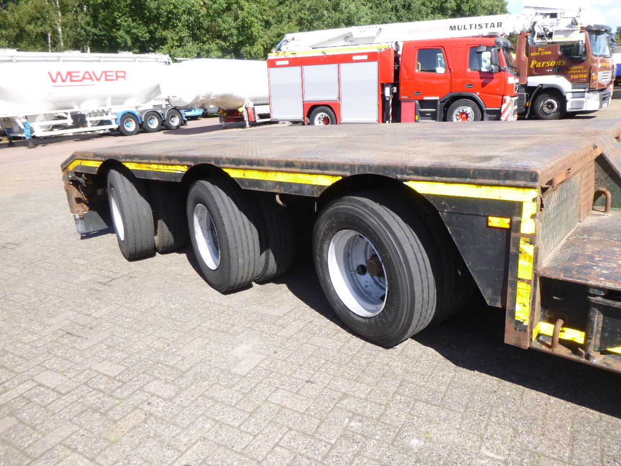 Low loader semi-trailer Nooteboom 3-axle lowbed trailer 33 t / extendable 8.5 m: picture 11