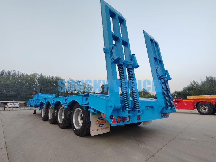 New Low loader semi-trailer for transportation of heavy machinery SUNSKY 3-Axle 30Ton lowbed semi-trailer: picture 10