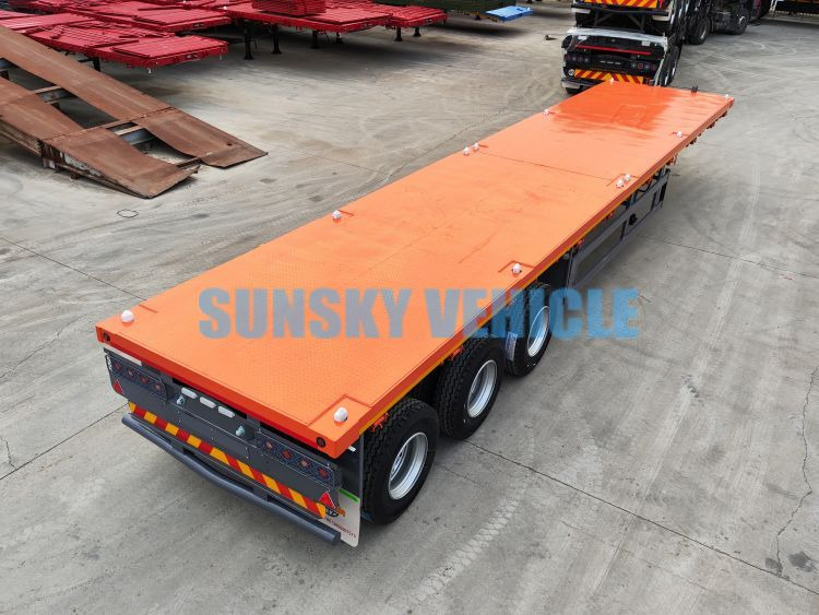 New Dropside/ Flatbed semi-trailer for transportation of bulk materials SUNSKY 40FT 3 axle flatbed trailer: picture 4