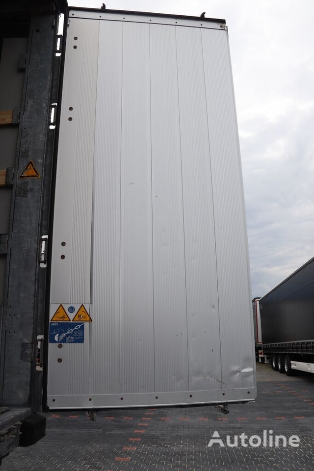 Curtainsider semi-trailer Schmitz Cargobull CURTAINSIDER / STANDARD / LIFTED AXLE / XL CODE /: picture 23