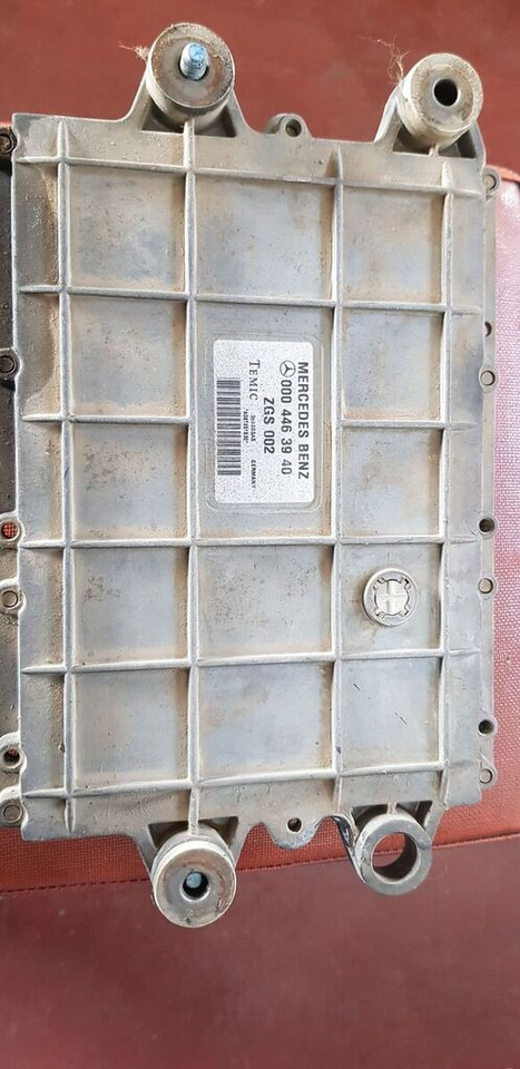 ECU for Truck A001 543 1015   Mercedes-Benz ATEGO: picture 6
