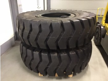 Wheel and tire package for Material handling equipment ALTURA 21.00-35: picture 1