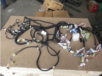 Cnh 87663283 - Cables/ Wire harness