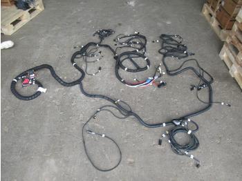 Cnh YM13E01032P1 - Cables/ Wire harness