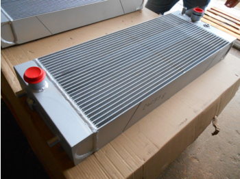 Radiator for Construction machinery Cnh 84588263: picture 1
