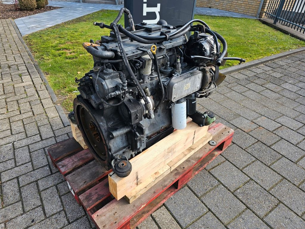 Engine for Construction machinery Deutz BF 4M 2012: picture 6