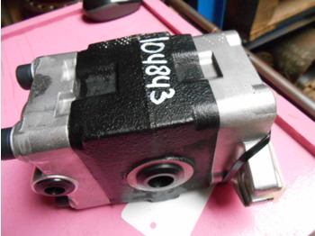 Shimadzu 239R269 - Hydraulic pump