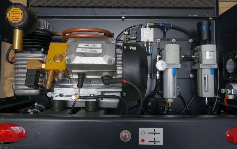 Air brake compressor for Tow tractor LINDE Kompressor für Druckluftbremsanlage Linde P 80: picture 7