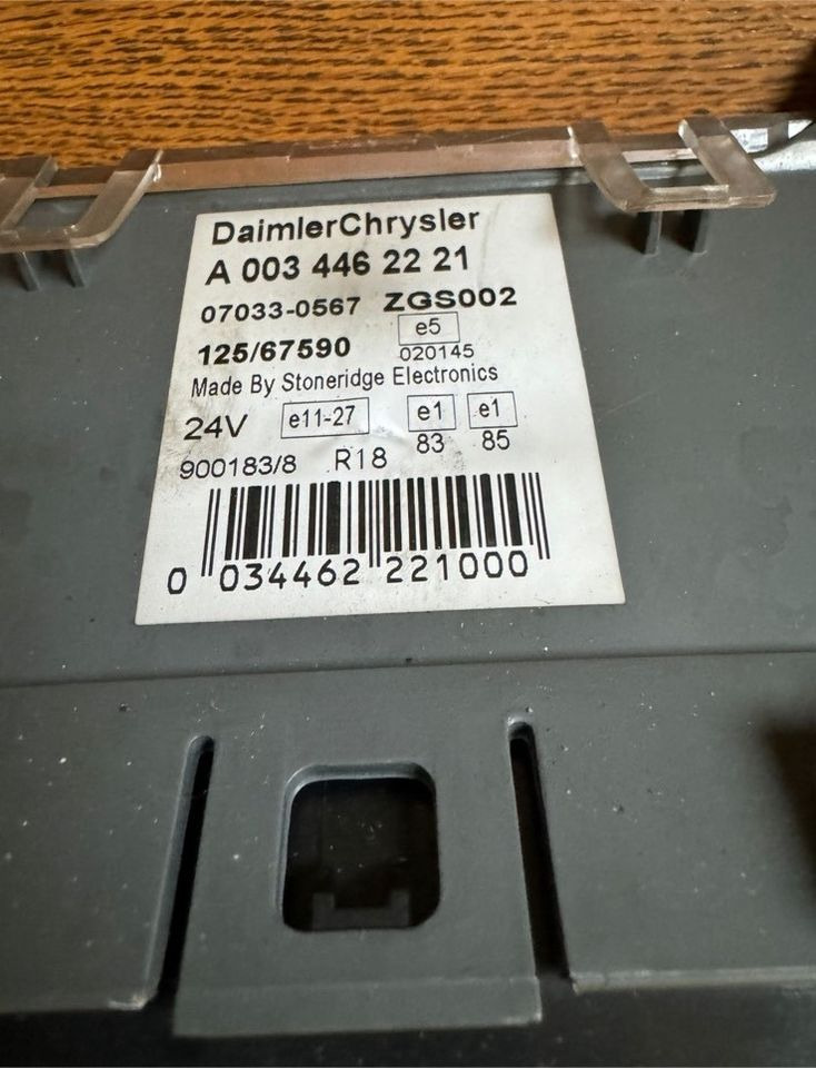 Tachograph for Truck Mercedes Benz  Kombiinstrument / Tacho A0034462221: picture 3