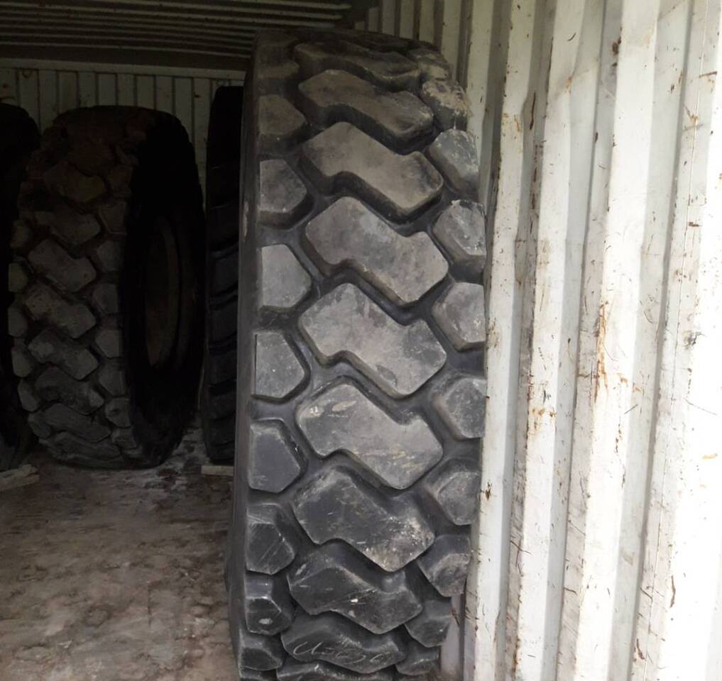 Tire for Construction machinery Michelin 21.00R35: picture 2