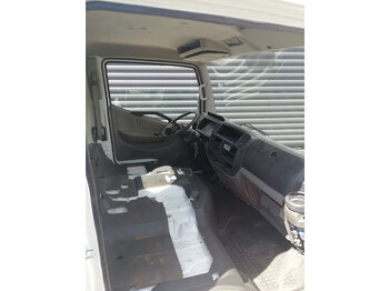 Cab and interior for Truck Renault Maxity: picture 3