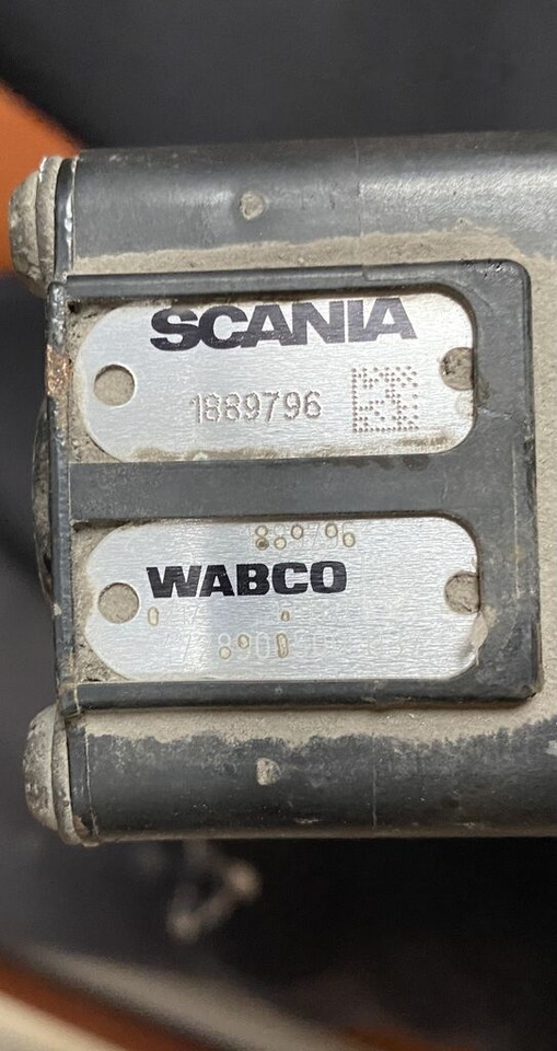 Brake valve for Truck Scania truck: picture 2