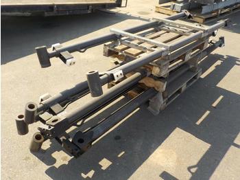  Unused Assorted Cylinders to suit JLG Telehandler - Spare parts