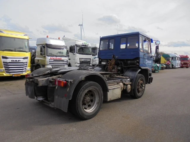 Tractor unit DAF 2100 DHTD: picture 3