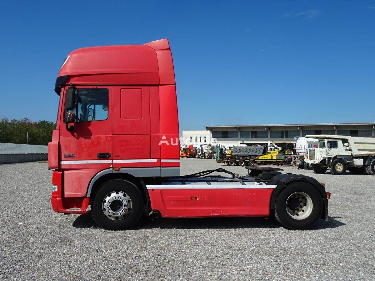 Tractor unit DAF XF 105.480: picture 2