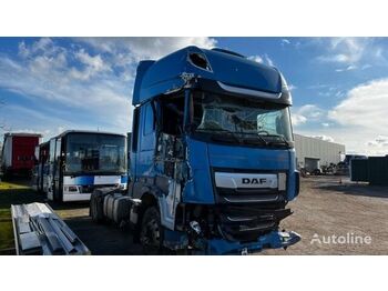 Tractor unit DAF XF 106 530 SUPER SPACE CAB: picture 1