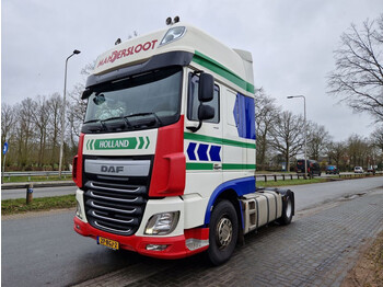 Tractor unit DAF XF 440 Superspace: picture 1