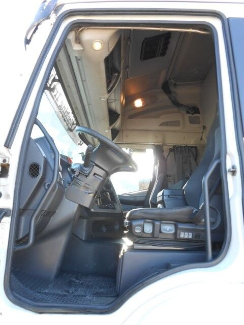 Leasing of IVECO AS440S50 IVECO AS440S50: picture 8