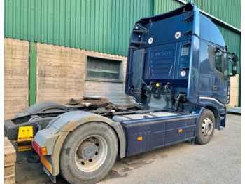 Tractor unit IVECO STRALIS 560: picture 5