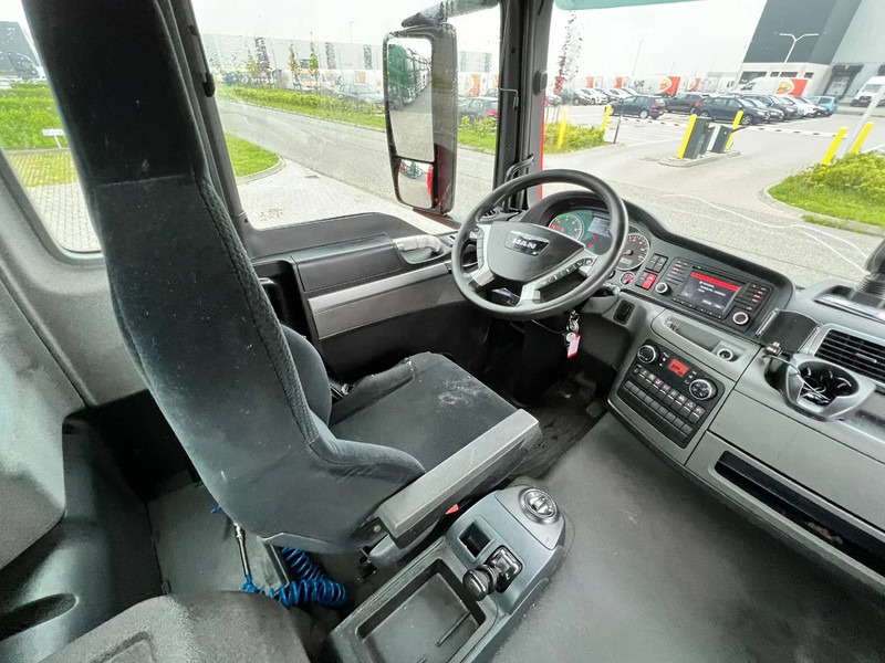 Tractor unit MAN TGS 18.320 4X2 / 732.360km: picture 12