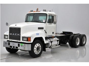 Mack CH 613 - 6X4 - On Camelback - Tractor unit