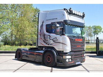 Tractor unit Scania R580 TL V8 4x2MNB SILVER GRIFFIN #16/100 - RETARDER - ACC - FULL AIR - PARK. AIRCO - TV - 2 x FUEL TANKS - TOP CONDITION -: picture 1