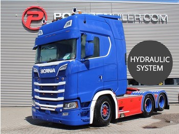 Tractor unit Scania S580 6x2 2950mm: picture 1