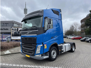 Tractor unit Volvo FH