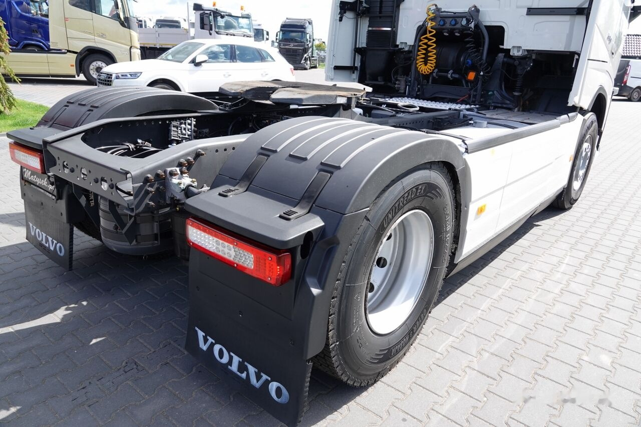 Tractor unit Volvo FH500 / I-SHIFT / NISKA KABINA / SPROWADZONY / EURO 6: picture 16