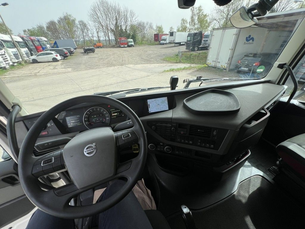 Tractor unit Volvo FH500 Schubboden*Standklima*Xenon*ACC*Blind-Spot: picture 21