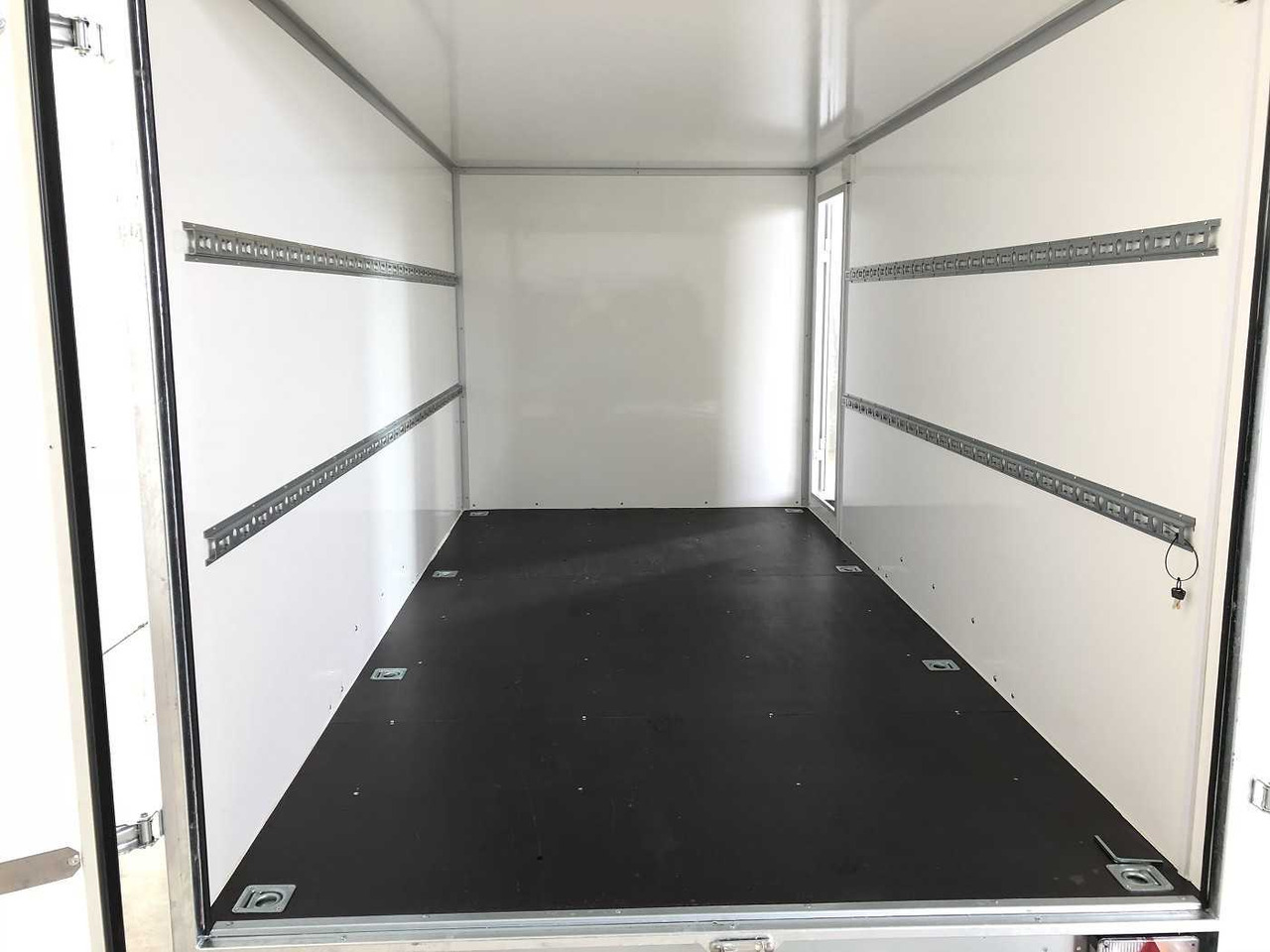 New Closed box trailer BLYSS F2741HT Seitentür Kofferanhänger: picture 23