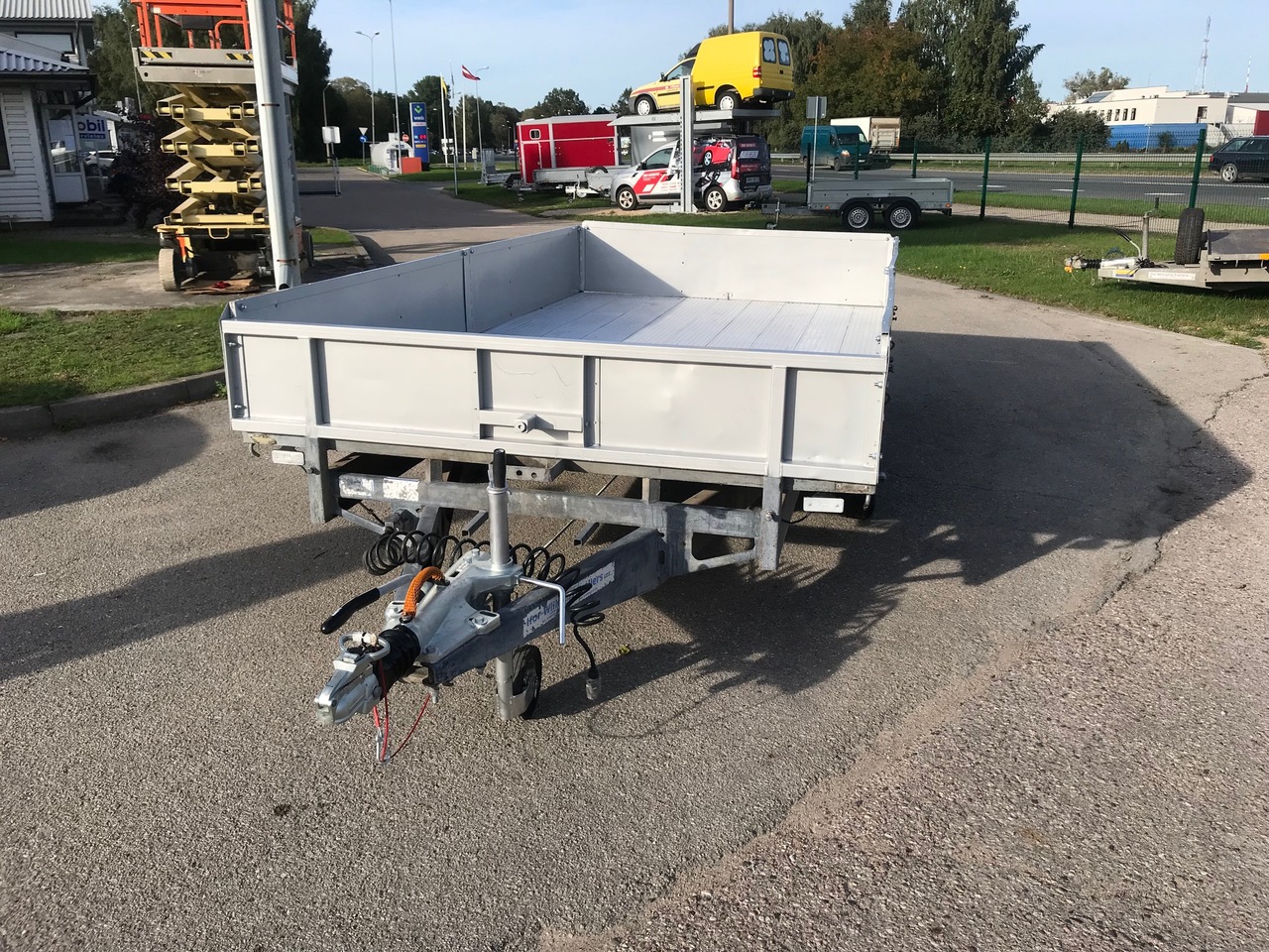 Dropside/ Flatbed trailer Ifor Williams LM126G: picture 2