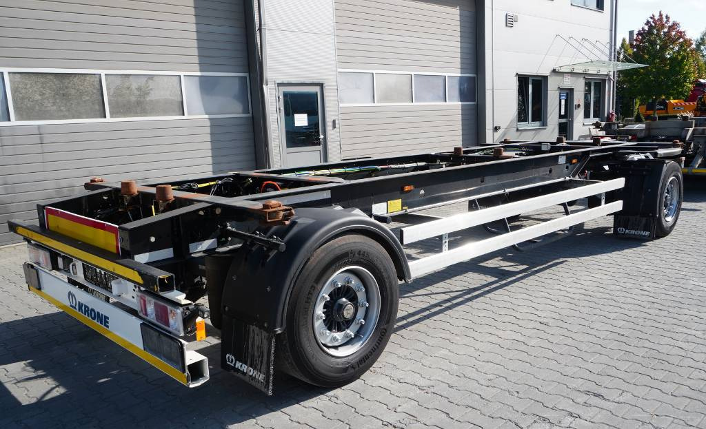 Container transporter/ Swap body trailer Krone BDF Krone trailer / year 2021 / 15 pieces: picture 2