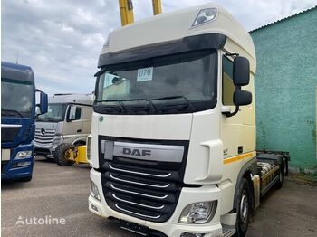 Container transporter/ swap body truck DAF XF 460