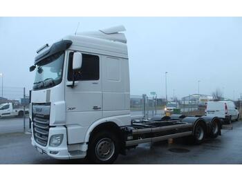 Container transporter/ Swap body truck DAF FAS XF480Z 6x2 Euro 6: picture 1