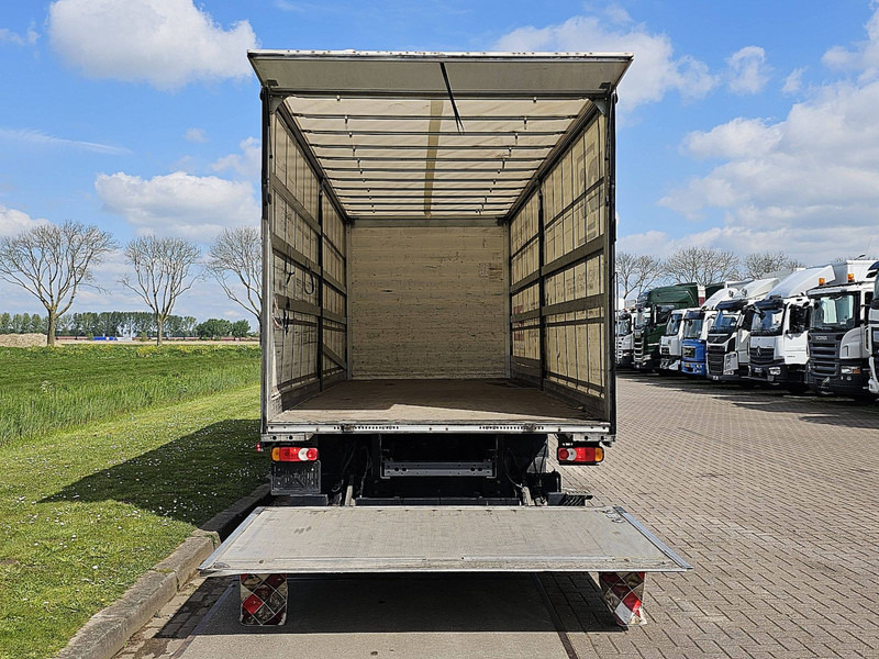 Curtainsider truck DAF LF 180 7.49t navi airco lif: picture 14